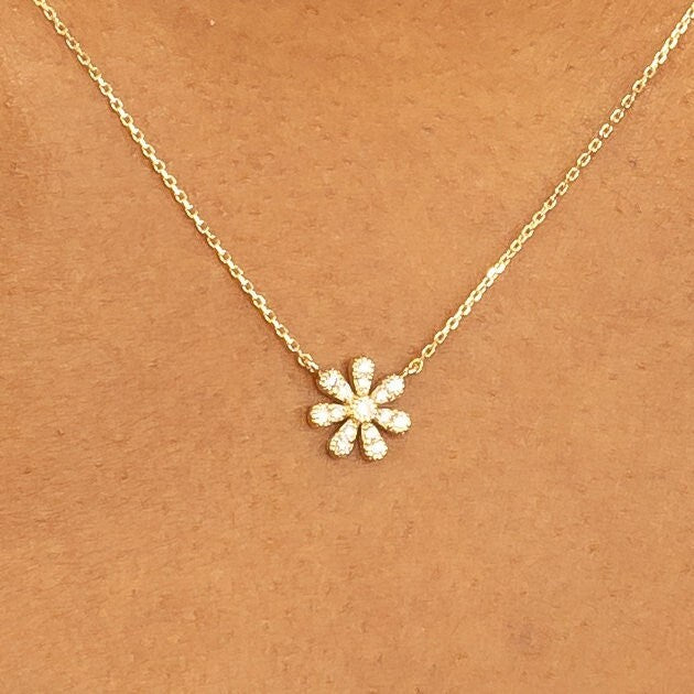 Round Cut Diamond Flower Necklace for Women