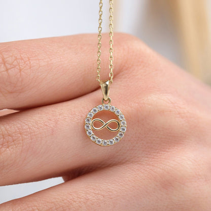 Circle with Infinity Diamond Necklace for Birthday Gift